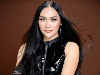 SheenaLopez's Headshot