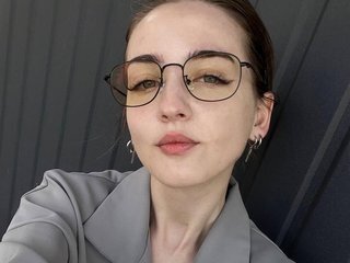 MarylinGlory's Headshot