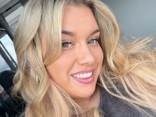 MelodyxxUK's Headshot