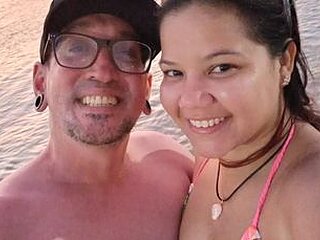 hairy_couple's Headshot
