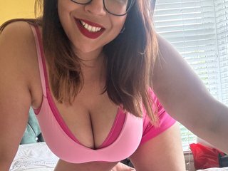 Zarah_Housewife's Headshot