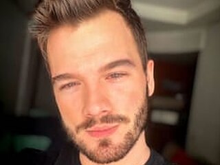Felipe Fox's Headshot