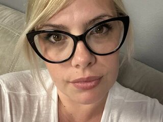 EvaWelly's Headshot