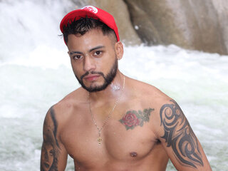 LatinStiv's Headshot