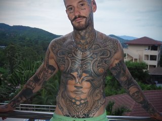 Lucasexclusive18's Headshot