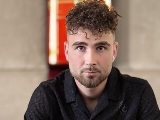 KyloEast's Headshot
