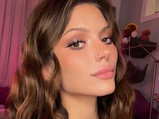 JosieGreen's Headshot